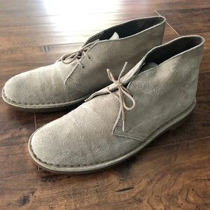 Clarks Desert Boots - Gray Suede